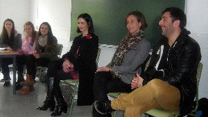 Charla ex-alumnos